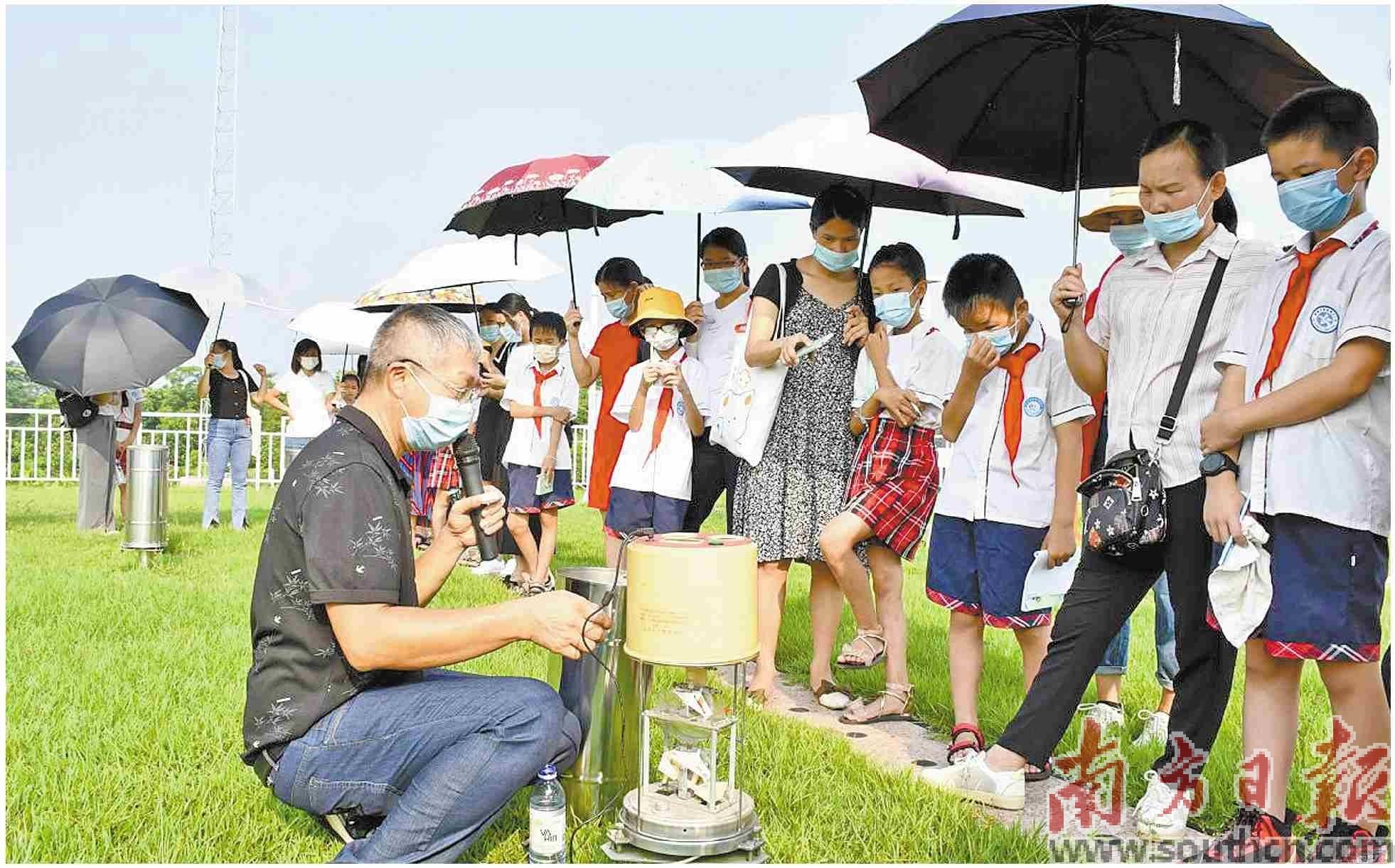 香港商经局：预计2025年访港旅客人次达4900万
