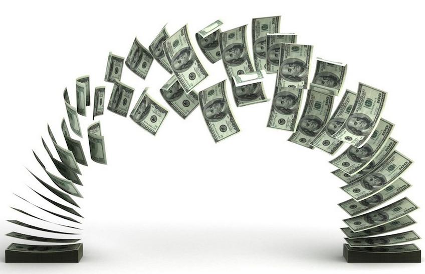 中报披露、股价闪崩，和黄医药(00013)为何仍吸引南下资金加速买入？